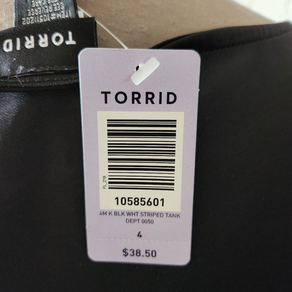 TORRID ☆ BLACK & WHITE STRIPED ☆ NOTCH NECK ☆ PEPLUM TOP ☆ 4x ☆ NWT - Picture 9 of 9